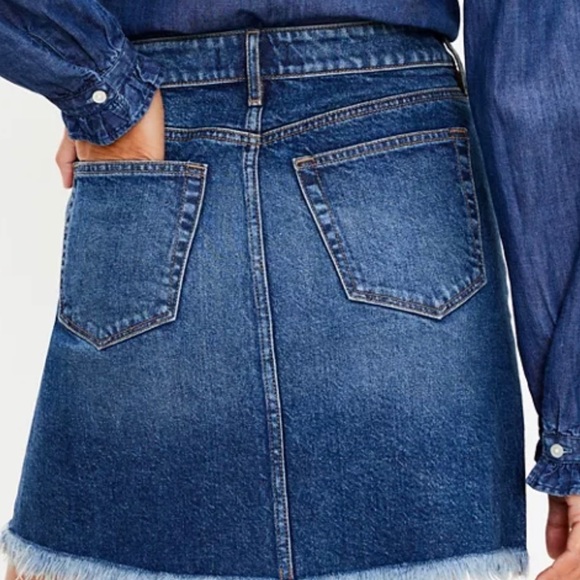 NWOT Loft Denim Frayed Skirt - Picture 2 of 5